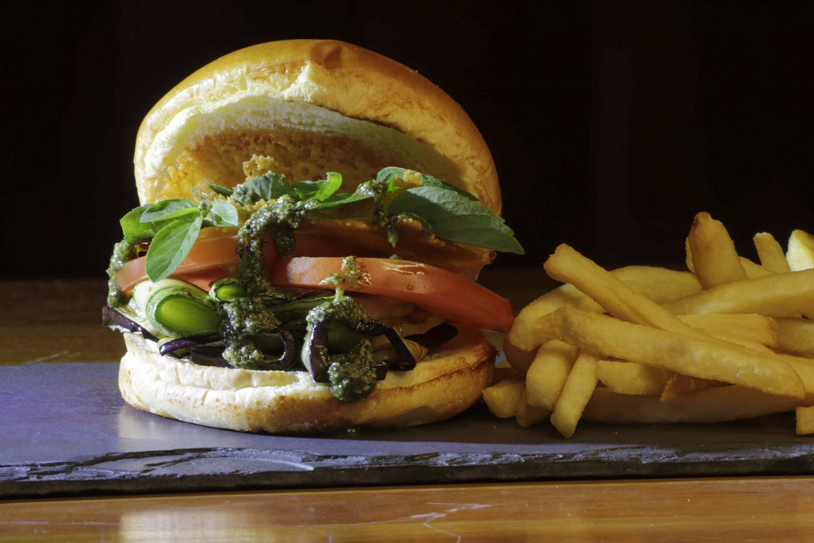 Opção vegetariana do GuardaGosto — burger sem carne